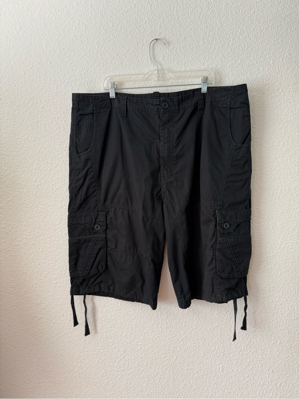 Veno Clothing Men's Black Cargo Shorts Size 42 Cotton Twill Multi-Pocket Utility